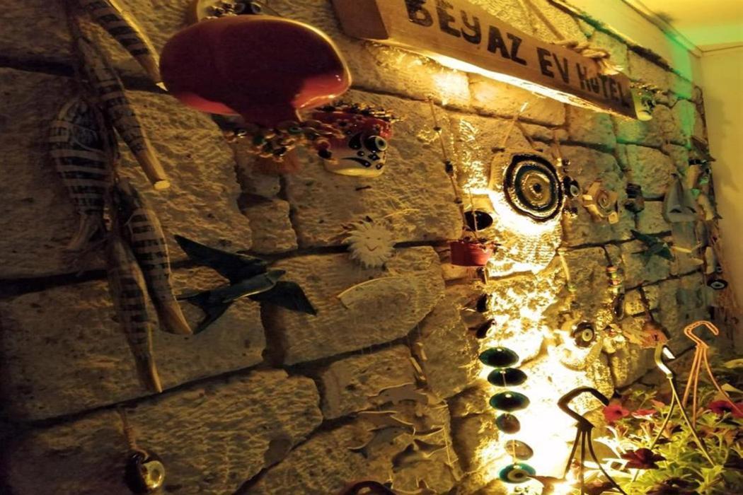 Beyaz Ev Hotel Alacati Exterior photo