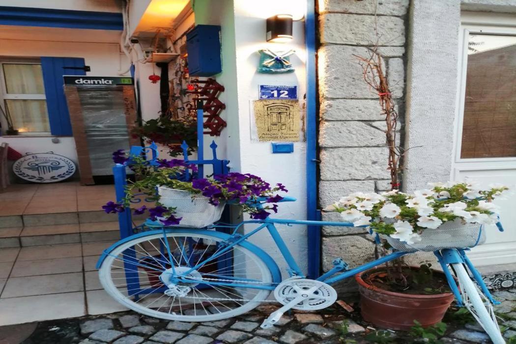Beyaz Ev Hotel Alacati Exterior photo